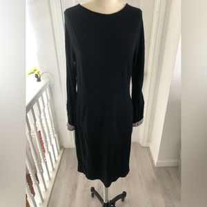 Black long sleeves Midi dress.